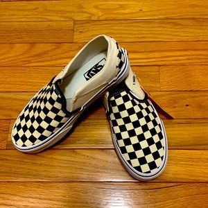 NWT size 7 checkerboard slip on vans
